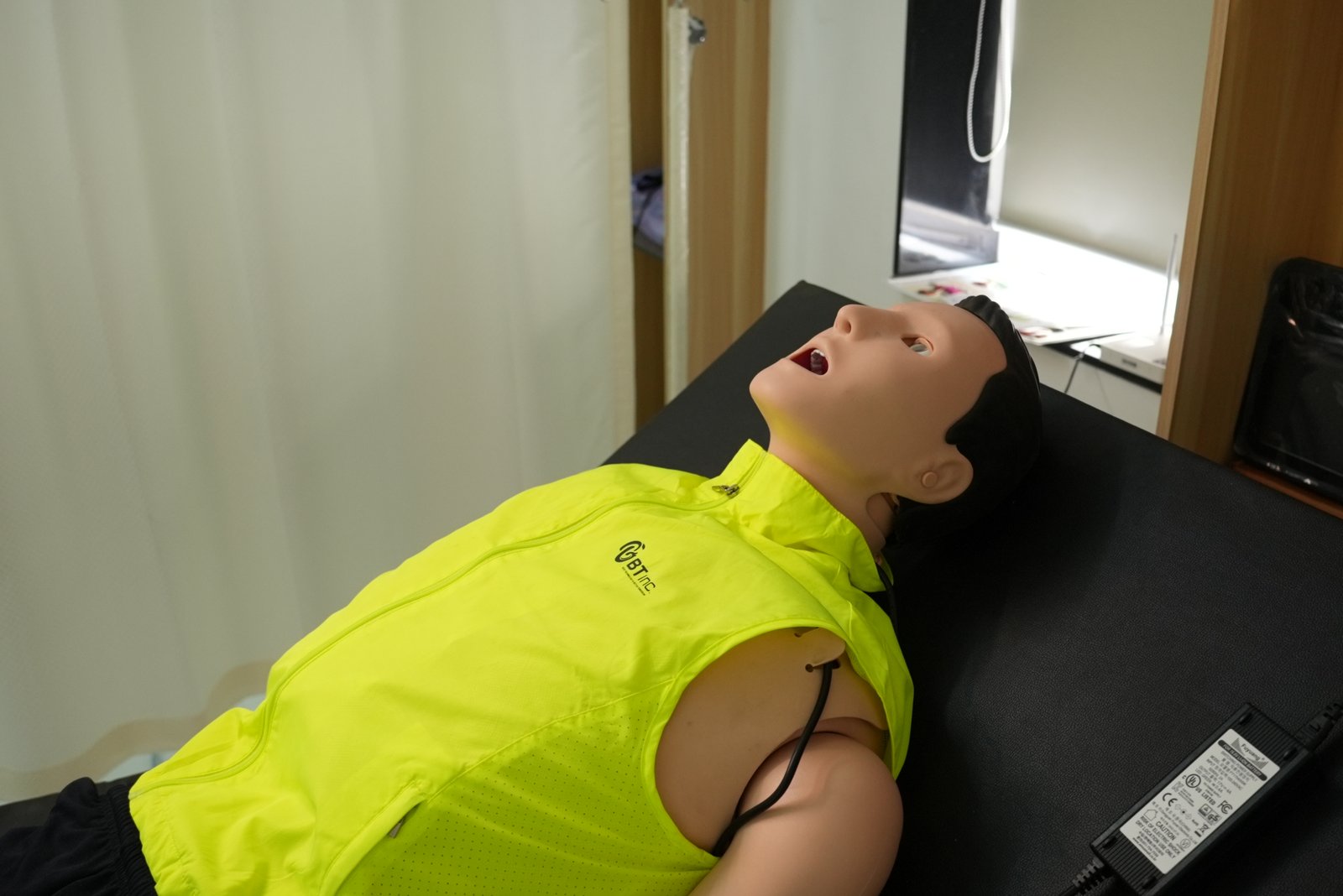 HANDS ON Medical Simulation Centre training gallery photo 12